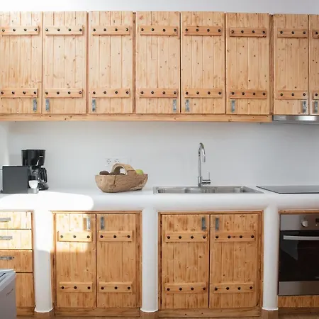 아파트호텔 Granite Village Mykonos