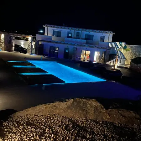 아파트호텔 Granite Village Mykonos