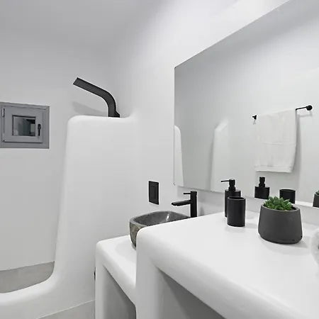 アパートホテル Granite Village Mykonos アノ・メラ