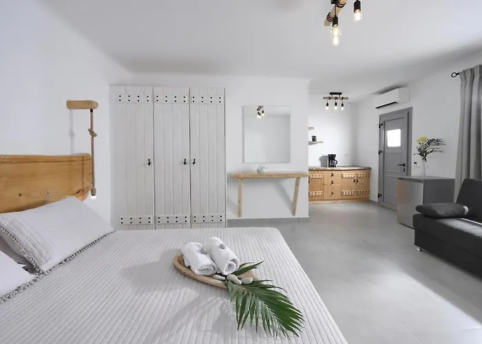 Granite Village Mykonos 3*